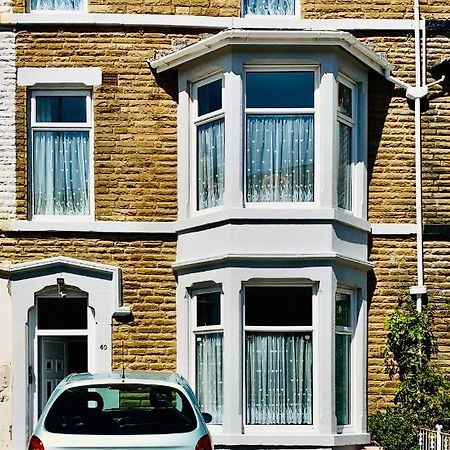 Delamere Holiday Flat Блэкпул Экстерьер фото